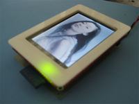 Cyfrowa ramka foto zbudowana na AVR