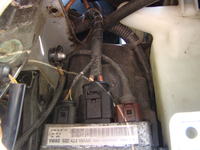 VW Polo 9N 1.4 TDI - VW polo 1.4 TDI Jak się dostać do pompy wspomagania ?