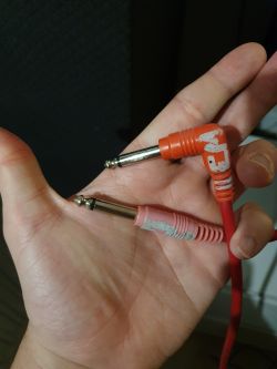 Zakłócenia z sieci - Komplete Audio 6 i Monkey Banana 6 Zakłócenia z sieci - Komplete Audio 6 i Monkey Banana 6