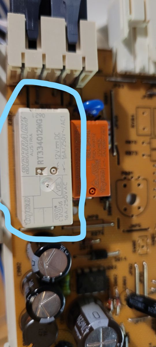 IKEA Whirlpool DWH B00 Gotuje wodę, nie kończy niektórych programów