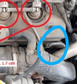 Witam, jak nazywa się część zaznaczona na niebiesko w Oplu Astra H (diesel).