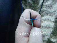 Podłączenie pedałów do kierownicy PS/2 - jakie kable połączyć?