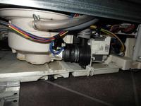 ZMYWARKA ELECTROLUX ESI64010X - Zalana , pęknięta uszczelka przy pompie ( ? ) ZMYWARKA ELECTROLUX ESI64010X - Zalana , pęknięta uszczelka przy pompie ( ? )