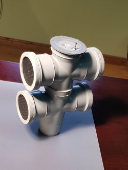 "Hydrauliczny głośniczek bluetooth" "Hydrauliczny głośniczek bluetooth"