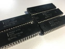 [Sprzedam] Stare procesory Intel 4040, 4004, C4289, P8355, P8039 - różne ceny