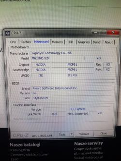 - Bardzo wysokie obroty wentylatora CPU - Bardzo wysokie obroty wentylatora CPU