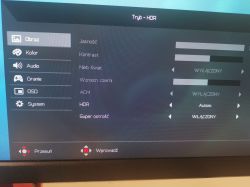 Menu ustawień monitora w trybie HDR z różnymi opcjami obrazu.