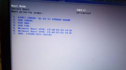 Laptop Acer Aspire E5-571 nie startuje z płyty CD - co jest nie tak?