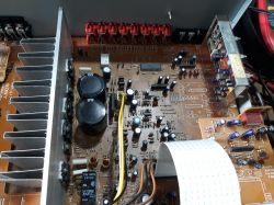 Sony STR-GX211 - Brak odbioru stacji radiowych, sprawdzenie gniazda antenowego i zasilania głowicy