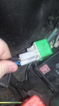 LPG Relay Connection Guide: Reconnecting Gasoline Relay for Golf 3 - Wiring Instructions