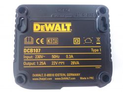 Naprawa ładowarki DeWalt DCB107, porównanie wersji EU i USA, przeróbka na 230V Naprawa ładowarki DeWalt DCB107, porównanie wersji EU i USA, przeróbka na 230V