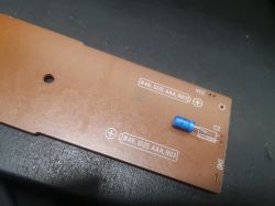 DIY modyfikacja zasilania pilota do TV (SONY RMT-TX300E) DIY modyfikacja zasilania pilota do TV (SONY RMT-TX300E)