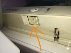 Ardo C02412A - lodówka nie wyłącza się pracuje cały czas.