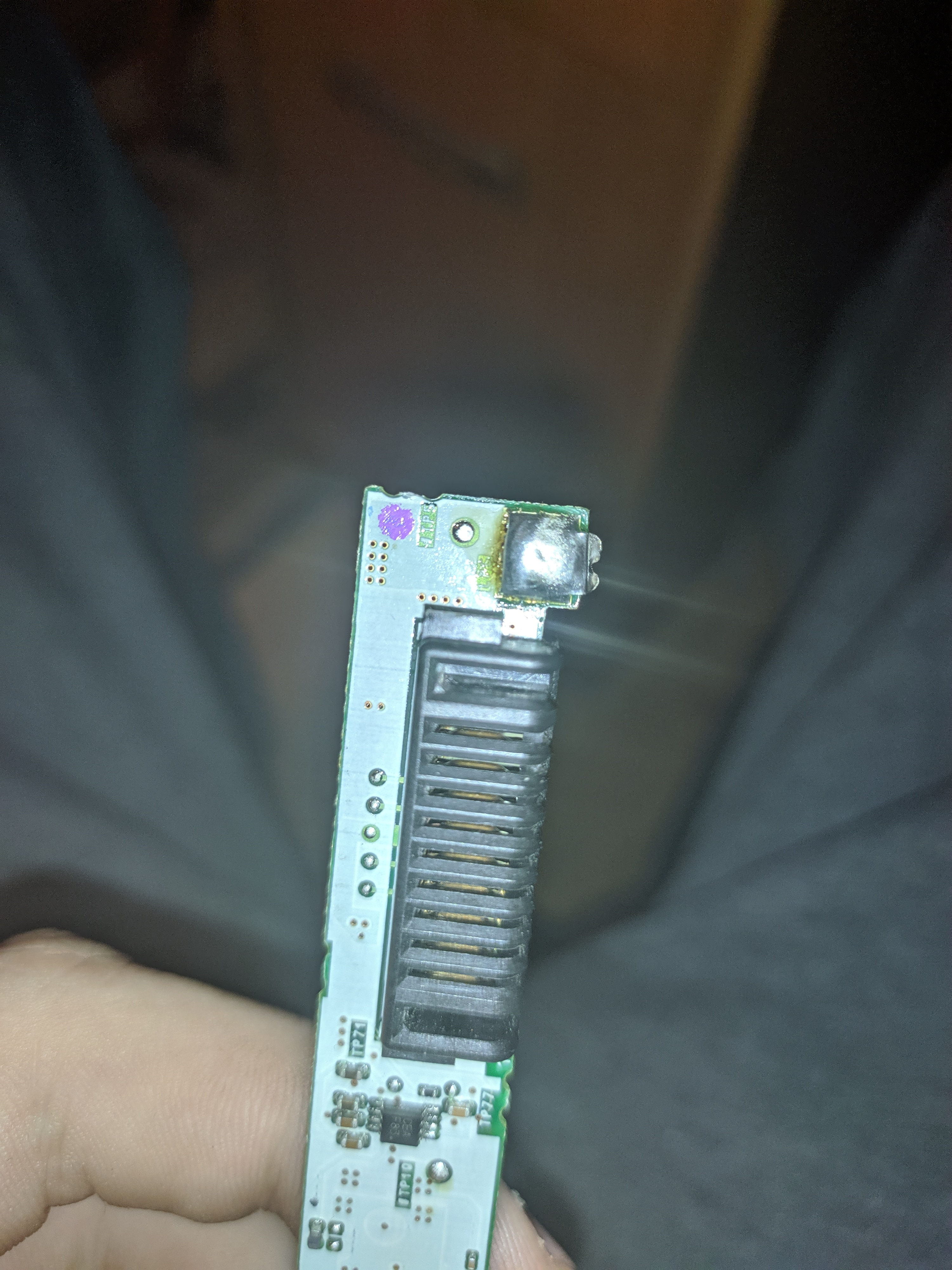 Jak rozpoznać plus i minus na BMS z baterii laptopa? Oznaczenia LP5, LP1-3.