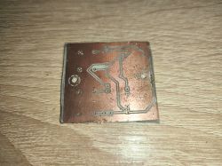 [Praca] [Ogłoszenie] Pomogę w tworzeniu płytki PCB (KiCad, termotransfer i trawienie, lutowanie)