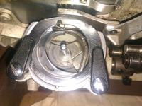 Łucznik Olga - igła nie łapie dolnej nitki po wymianie, co robić?