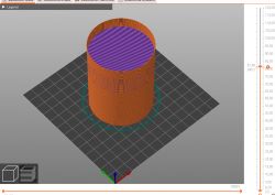 Wizualizacja modelu 3D cylindrycznego obiektu z zaznaczonym wypełnieniem na warstwie.