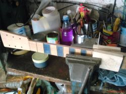 Gitara elekryczna wlasnego pomyslu Gitara elekryczna wlasnego pomyslu