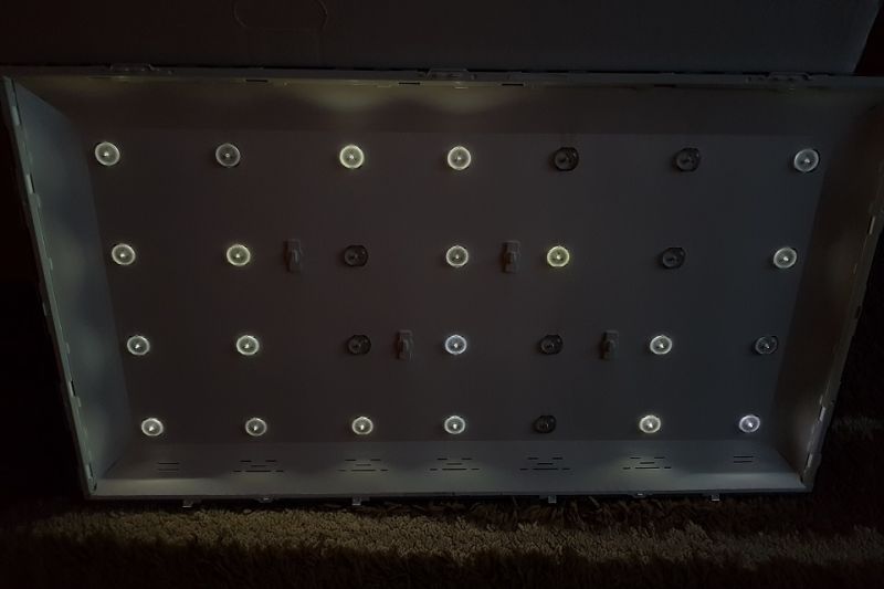 SAMSUNG UE32H5000AW - Brak podświetlenia, diagnoza i pomiary zasilacza BN44-00697A