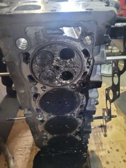 Peugeot Expert 2008 - Dobór odpowiedniego silnika 2.0 HDi (PSARHK, PSARHJ, PSARHR) i ich różnice