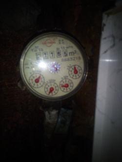 Zbyt duży pobór wody - Witam, wytłumaczcie mi to