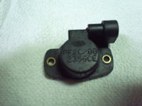 Volvo V40 - Czy potencjometr przepustnicy jest taki sam jak w Renault?