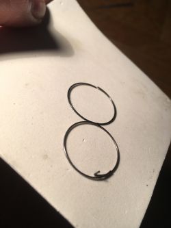 Szukam sprężyny o śr. 20mm i drucie 0,6-1mm, jak na zdjęciu [link]