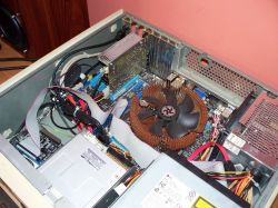 Wzmacniacz audio do komputera PC jako karta PCI Wzmacniacz audio do komputera PC jako karta PCI