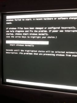 Uruchomienie systemu Windows 7 i narzędzie odzyskiwania systemu.