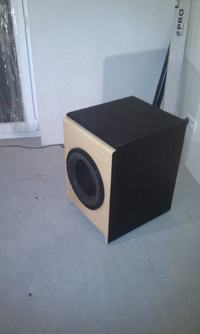 Subwoofer aktywny 600w rms Subwoofer aktywny 600w rms