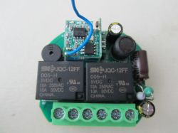 MOES MS108WR Switch Module MOES MS108WR curtain switch module with visible relays and connectors.