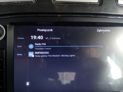 Jak aktywować wyświetlanie RDS na głównym ekranie radia Android w Mondeo MK4?
