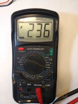 Bardzo tani Mini Multimetr DT83B - Test / Recenzja / Opis Bardzo tani Mini Multimetr DT83B - Test / Recenzja / Opis