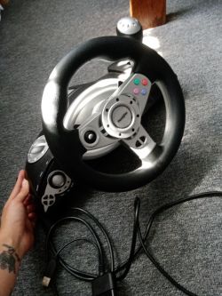 Podłączenie kierownicy FlashFire do pedałów SideWinder Pedals dla PlayStation 2