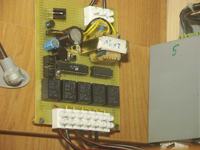 Zdalne sterowanie oświetlenia pokoju.