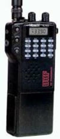 Albrecht AE402 UHF Handheld Tranciever Manual GER