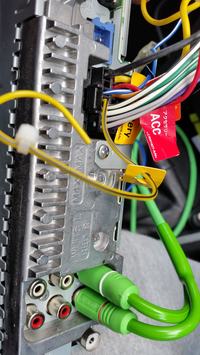 Fusion CS-AT1100 - subwoofer nie działa w moim aucie, działa u kolegi