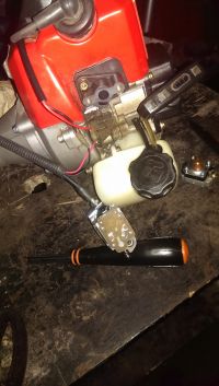 Leader GKS 330-2 - The new carburetor does not feed fuel to the cylinder Leader GKS 330-2 - The new carburetor does not feed fuel to the cylinder
