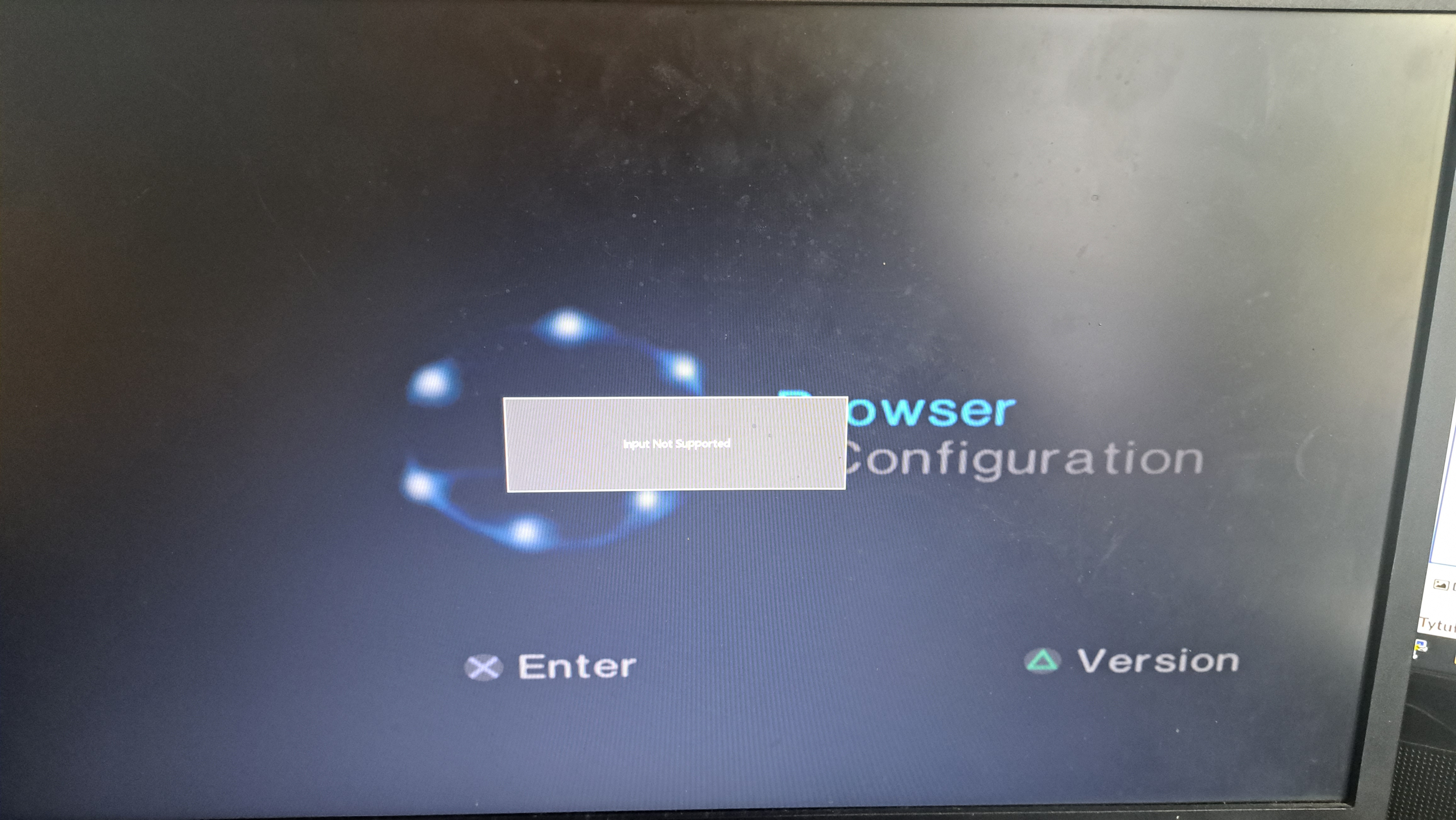 Komunikat 'Input not supported' na monitorze Lenovo D2220 po