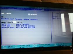 Lenovo G585 - Czarny ekran po wymianie na SSD Adata Premier Pro SP920