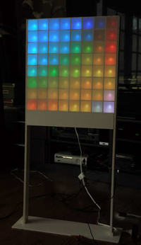 Lampa podłogowa Lampduino 8x8 RGB LED Lampa podłogowa Lampduino 8x8 RGB LED