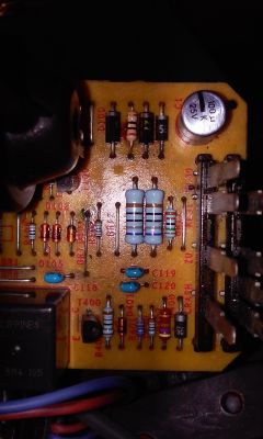 VW Polo 6N2 - Parametry rezystora R1 w pompie centralnego zamka