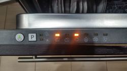 Zmywarka Hotpoint-Ariston LFT 116 A - Miga dioda zasilania oraz 1 i 3 programu
