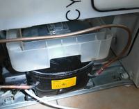 Mastercook LC-27ADX refrigerator how to remove the water container on the compre Mastercook LC-27ADX refrigerator how to remove the water container on the compre