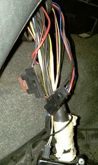 Hyundai Elantra II, 1996 1.6, alarm ariane nie działa pilot drzwi się nie zamyka