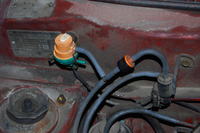 Jak działa wyłącznik podciśnieniowy w Tico? Rezystancja 0 ohm, napięcie 0,25V