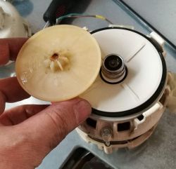 Zmywarka IKEA RENLING DW60 - Awaria i naprawa wirnika pompy myjacej.
