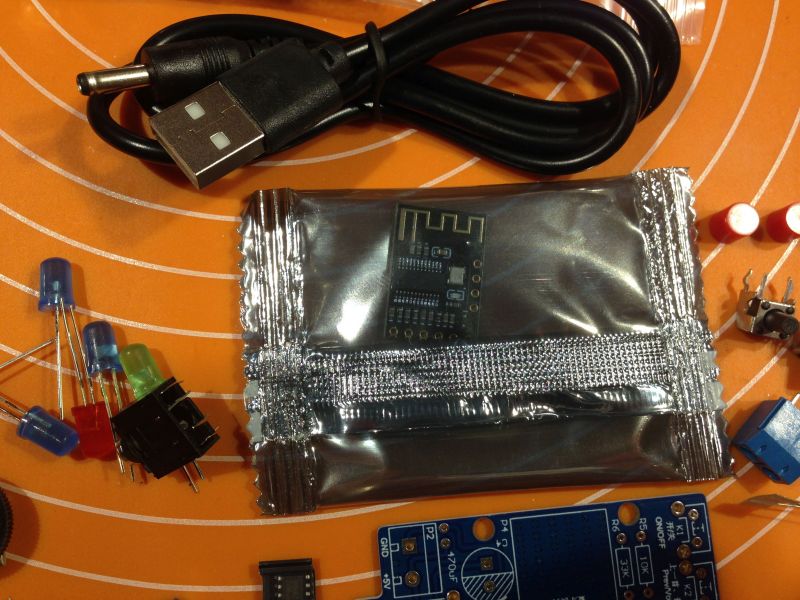 Mała kolumna DIY z Bluetooth. Recenzja zestawu do samodzielnego montażu.