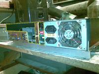 PC w nietypowej obudowie od magnetowidu