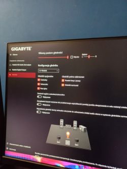 Głośniki 5.1 tylko 2 działają: Jak prawidłowo podłączyć i rozwiązać problem?
